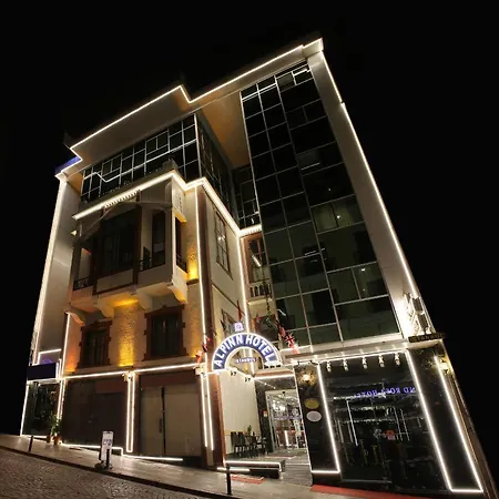 Hotel Alpinn Istanboel