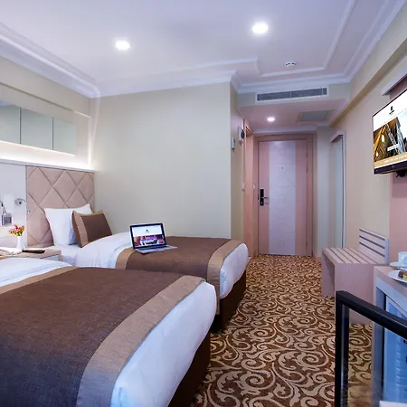 Hotel Alpinn Istanboel