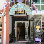Alpinn Hotel 4*