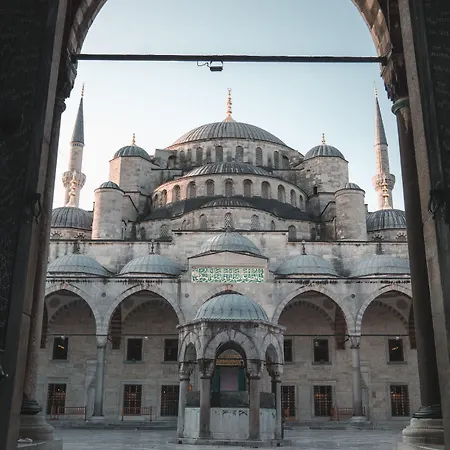 Hotel Alpinn Estambul